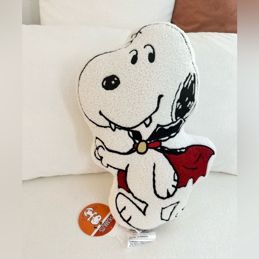 Peanuts Vampire Snoopy Accent Pillow Halloween Home Decor